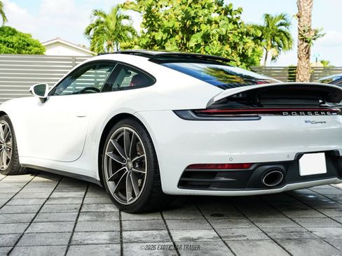 Used 2020 Porsche 911 Carrera RWD image 6