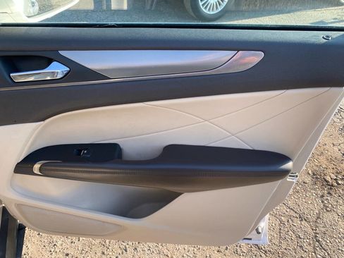 Used 2018 Lincoln MKC Premiere image 14