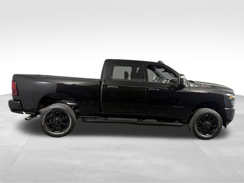 Used 2025 RAM 2500 Big Horn AWD/4WD image 6