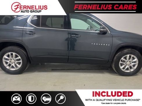 Used 2021 Chevrolet Traverse LT FWD image 8