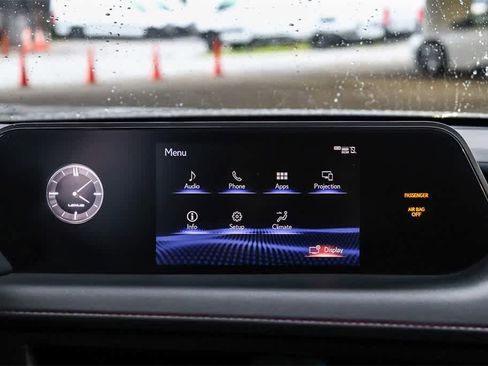 Used 2019 Lexus UX 200 F Sport image 14