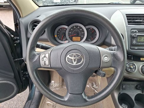 Used 2012 Toyota RAV4 4WD w/ Value Pkg image 18