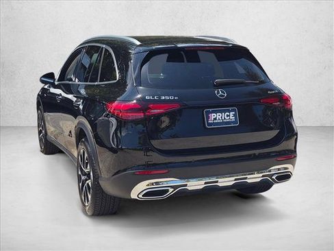 Used 2025 Mercedes-Benz GLC 350e 4MATIC image 8