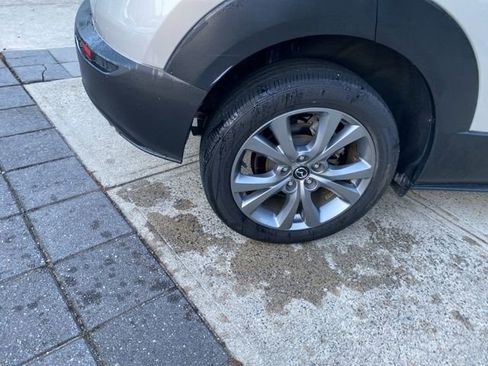 Used 2022 MAZDA CX-30 AWD 2.5 S w/ Premium Package image 17