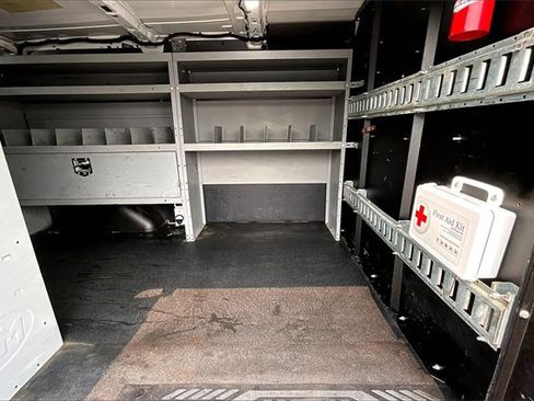 Used 2018 Ford Transit 250 130 Low Roof image 28