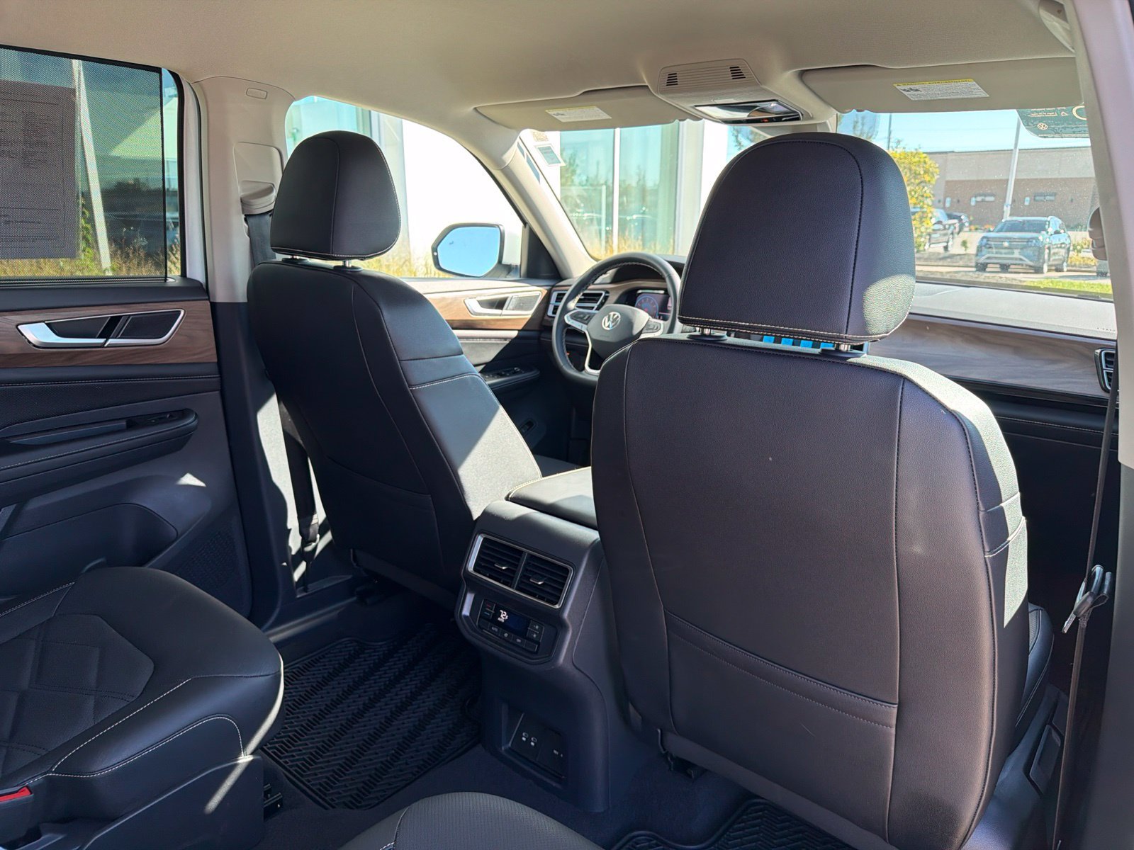 Used 2026 Volkswagen Atlas SE w/ Black Wheel Package AWD/4WD image 60