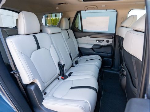 New 2026 Honda Pilot Touring image 16