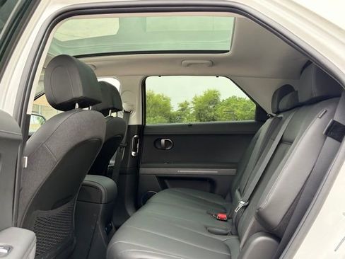 Used 2025 Hyundai Ioniq 5 Limited image 11