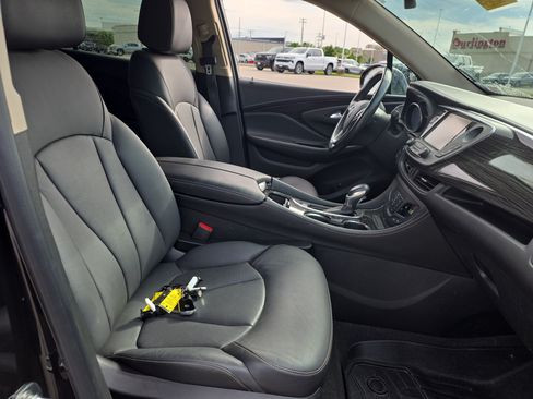 Used 2017 Buick Envision Essence FWD image 9