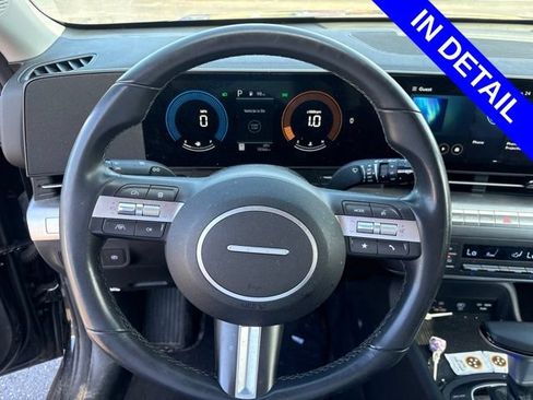 Used 2024 Hyundai Kona SEL AWD/4WD image 11