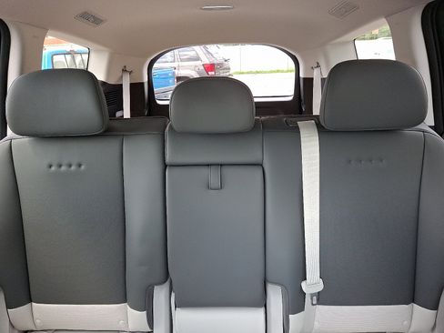 New 2026 Hyundai Ioniq 9 SEL image 13