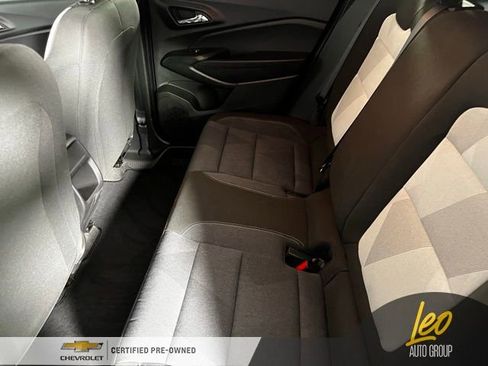 Used 2025 Chevrolet Trax LS w/ LS Convenience Package image 18