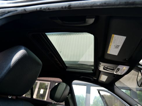 Used 2017 BMW 330i Sedan image 41