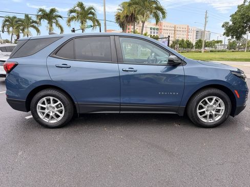 Used 2024 Chevrolet Equinox LS FWD image 9