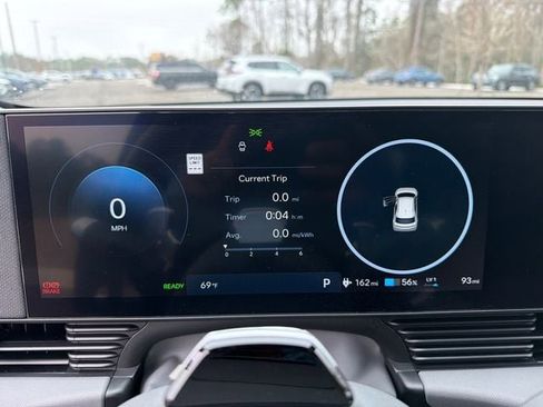 Used 2025 Hyundai Ioniq 5 SEL image 5