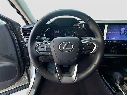 Used 2025 Lexus NX 250 FWD w/ Premium Package image 38