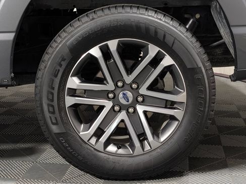 Used 2021 Ford F150 XL w/ STX Appearance Package RWD image 24