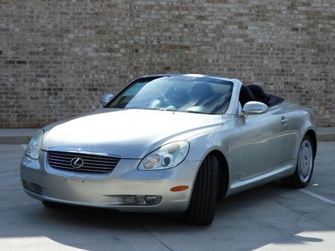 Used 2005 Lexus SC 430 Convertible image 12