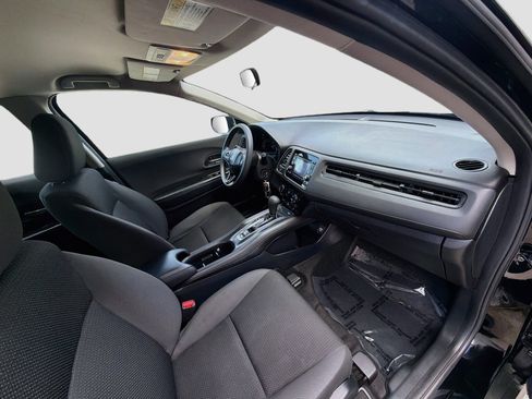 Used 2022 Honda HR-V LX image 31