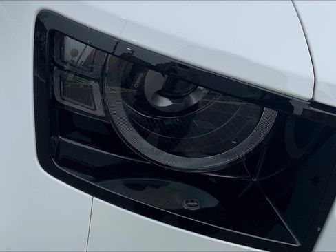 Used 2022 Land Rover Defender 110 S image 27