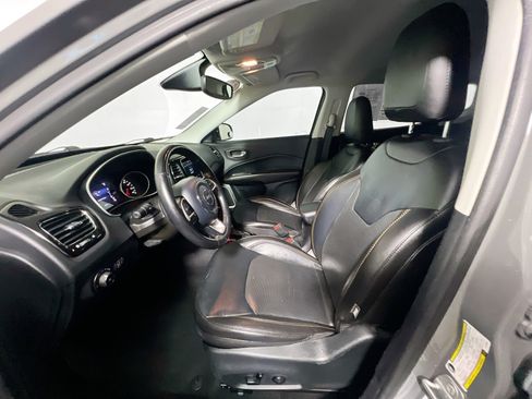 Used 2020 Jeep Compass Limited AWD/4WD image 14