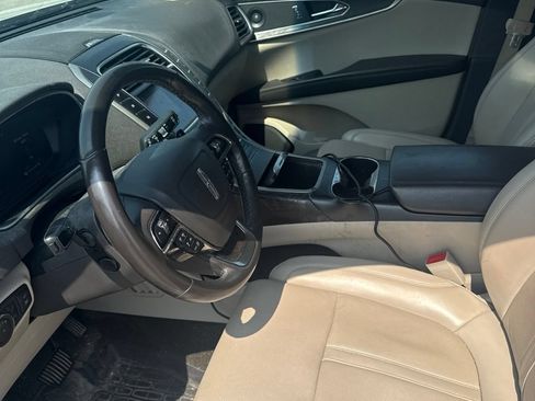 Used 2019 Lincoln Nautilus Reserve AWD/4WD image 21
