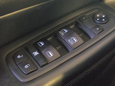 Used 2021 Jeep Grand Cherokee Laredo X RWD image 27