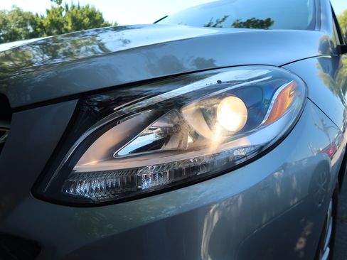 Used 2016 Mercedes-Benz GLE 350 4MATIC image 43