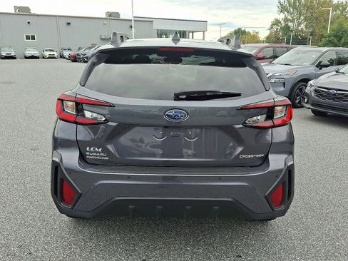 Used 2024 Subaru Crosstrek 2.5i Limited image 5