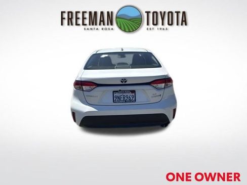 Used 2024 Toyota Corolla LE FWD image 6