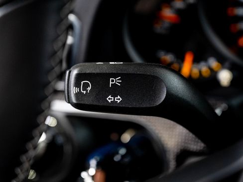 Used 2018 Porsche 911 GT3 RWD image 73