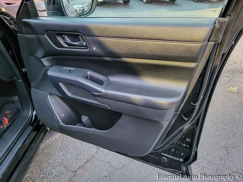 Used 2023 Nissan Pathfinder Rock Creek image 29