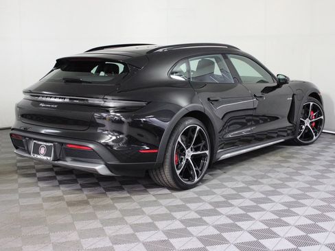 Used 2025 Porsche Taycan 4S image 7