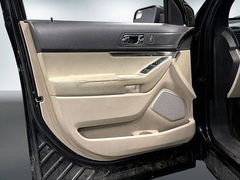 Used 2013 Ford Explorer 4WD w/ Class III Trailer Tow Pkg image 18