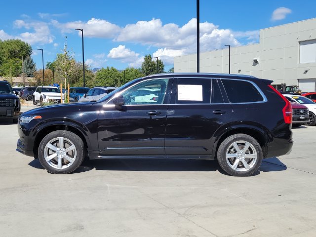 Used 2021 Volvo XC90 T6 Momentum AWD/4WD image 2