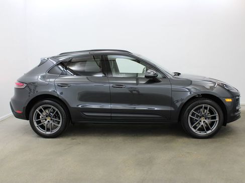 New 2026 Porsche Macan image 6