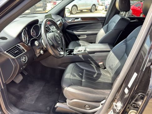 Used 2018 Mercedes-Benz GLS 450 4MATIC w/ Premium Package image 26