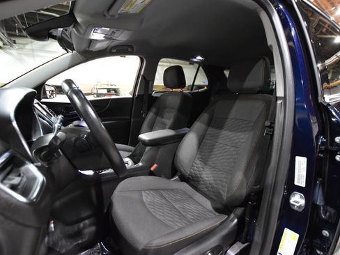 Used 2020 Chevrolet Equinox LT FWD image 28