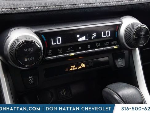 Used 2025 Toyota RAV4 XLE FWD image 9