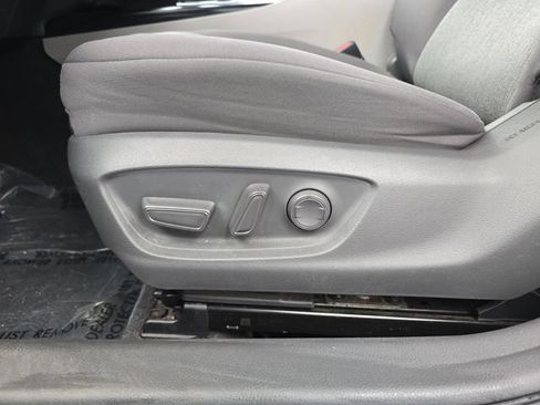 Used 2018 Toyota Camry LE w/ Convenience Package image 23