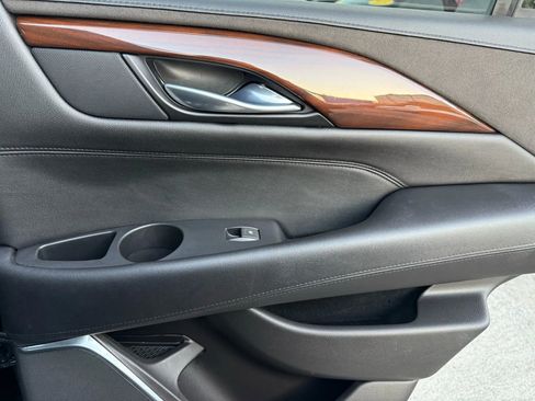 Used 2018 Cadillac Escalade Luxury RWD image 23