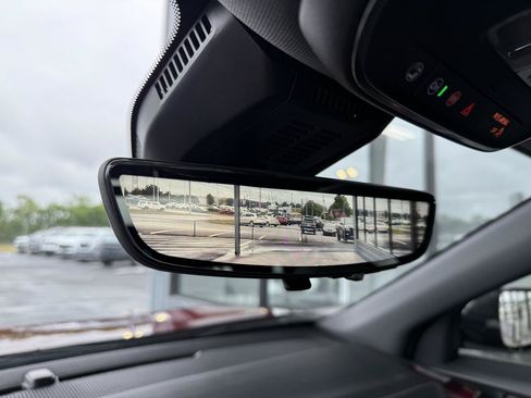 Used 2025 Chevrolet Equinox RS w/ Safety and Technology Package FWD image 29