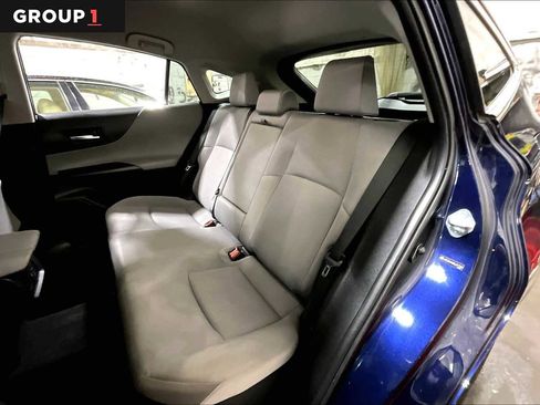 Certified 2021 Toyota Venza LE image 20