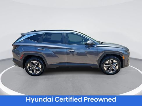 Certified 2025 Hyundai Tucson SEL AWD/4WD image 4