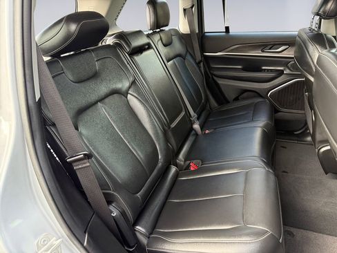 Used 2023 Jeep Grand Cherokee 4WD 4xe image 19