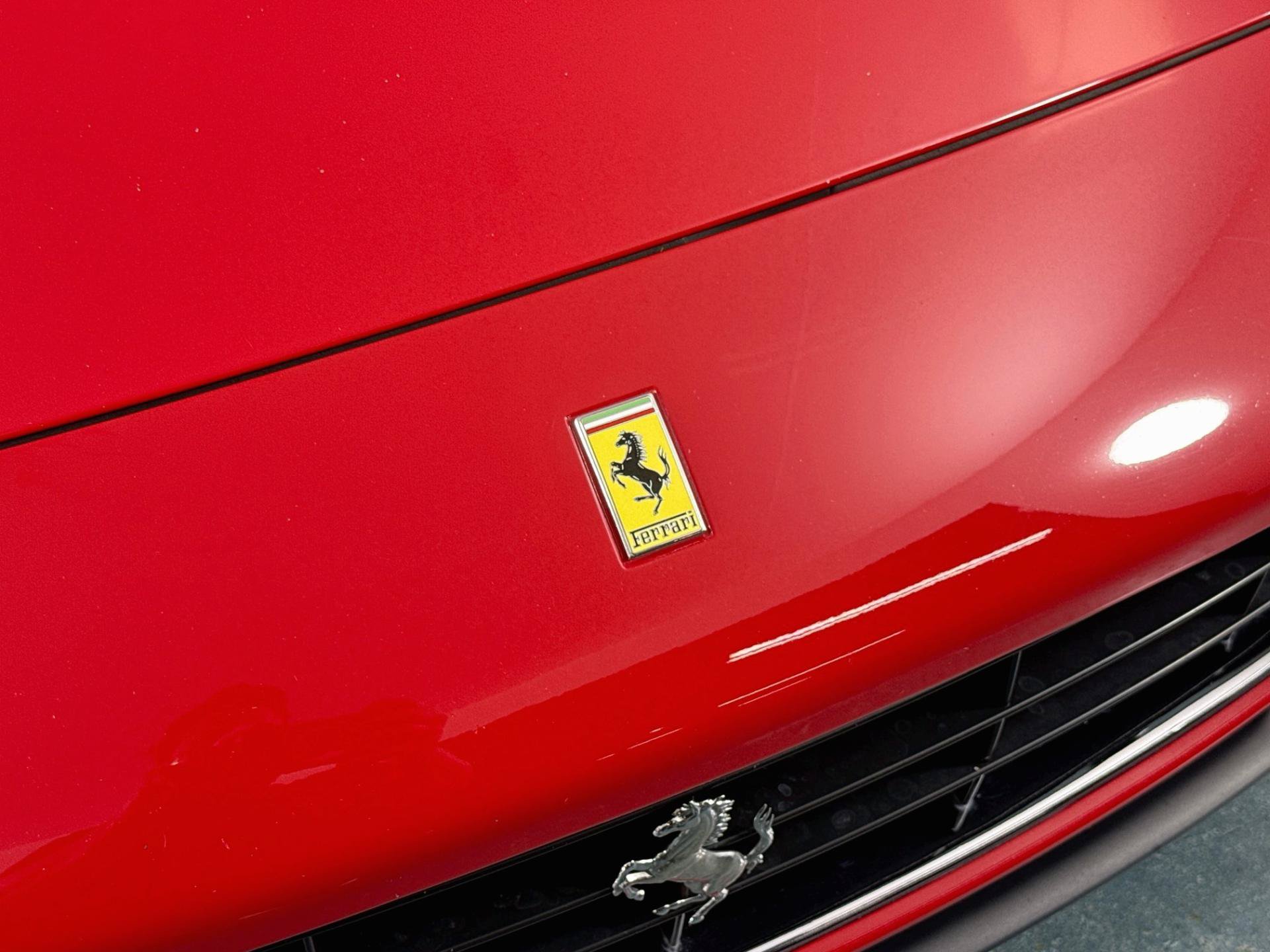 Used 2010 Ferrari California RWD image 70