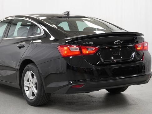 Used 2022 Chevrolet Malibu LS FWD image 13