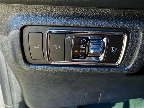 New 2026 Lincoln Corsair Premiere image 31