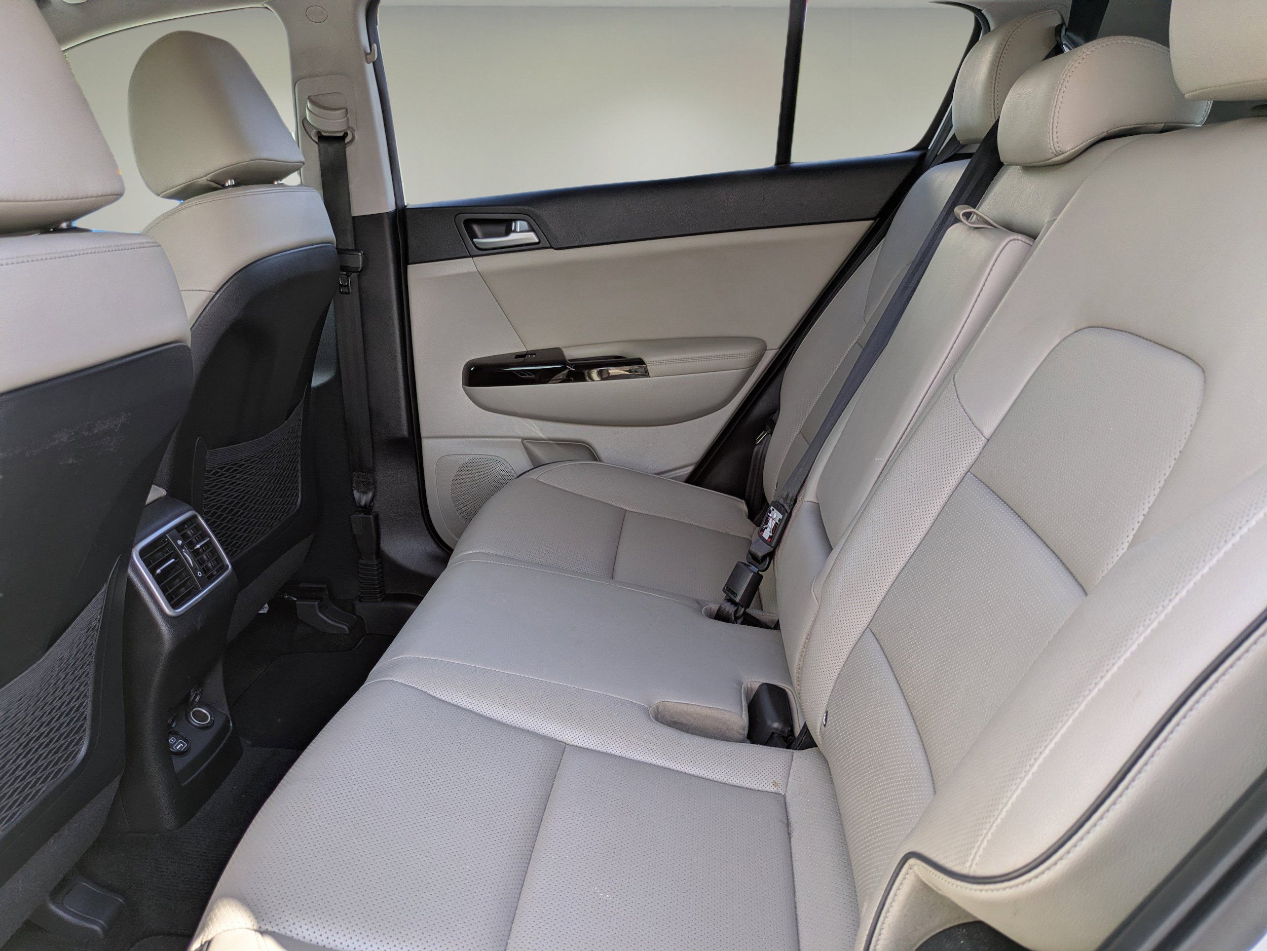 Used 2020 Kia Sportage EX w/ EX Technology Package FWD image 14