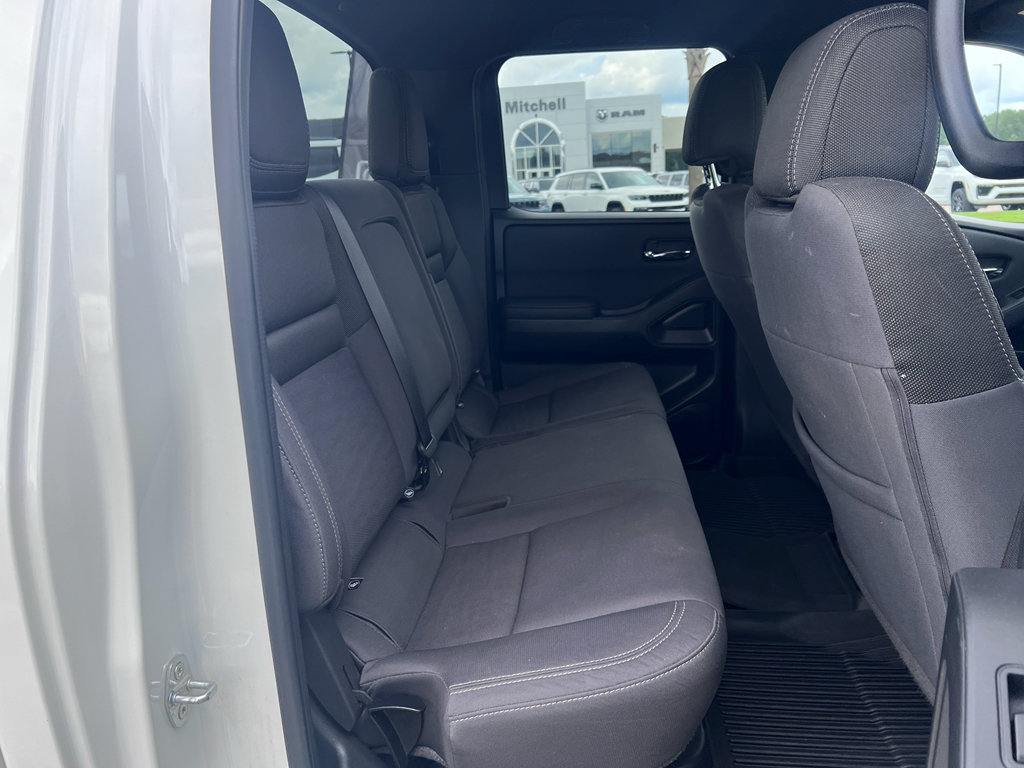 Used 2023 Nissan Frontier SV w/ Midnight Edition Package RWD image 11